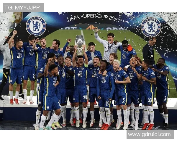 英超焦点战巴黎圣日耳曼小胜切尔西引发转会传闻热潮