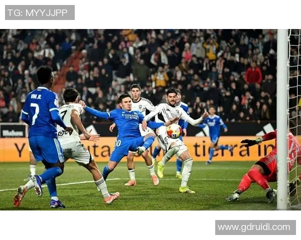 中超激战皇马险胜AC米兰红牌事件引发全场热议与争议