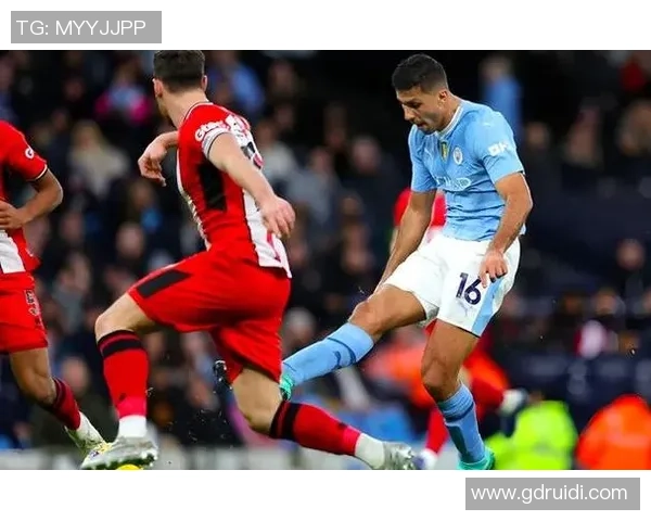 英超经典对决利物浦险胜切尔西乌龙球成比赛转折点