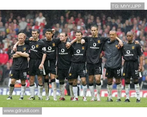 那不勒斯狂胜曼联引发争议判罚全场沸腾足总杯精彩瞬间回顾 那不勒斯狂胜曼联引发争议判罚全场沸腾足总杯精彩瞬间回顾