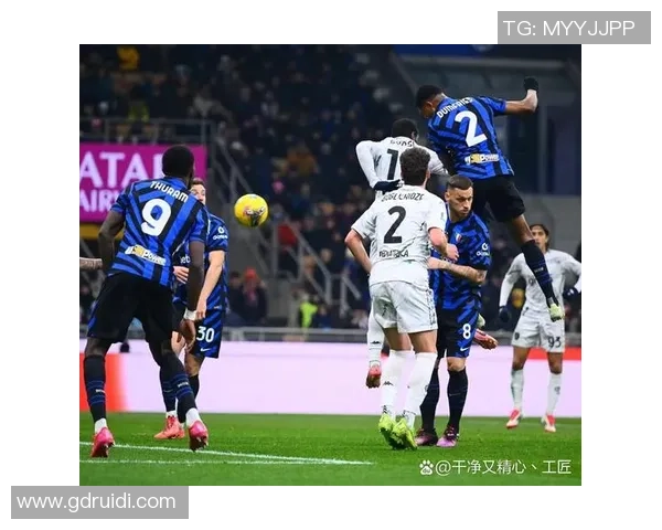 意甲焦点战巴萨与国米激战成平局补时进球引发全场狂欢