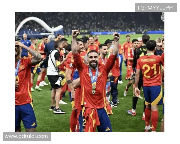 中超经典对决皇马与巴萨激战成平红牌事件引发全场热议 中超经典对决皇马与巴萨激战成平红牌事件引发全场热议