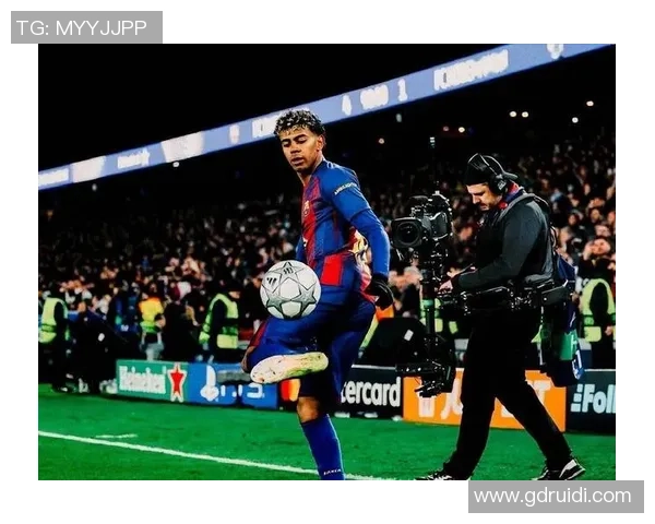 中超经典对决巴萨逆袭AC米兰补时绝杀引发全场狂欢