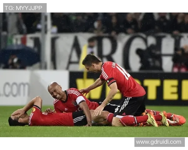 意甲焦点战波尔图与本菲卡激战成和全场气氛火热点评分析